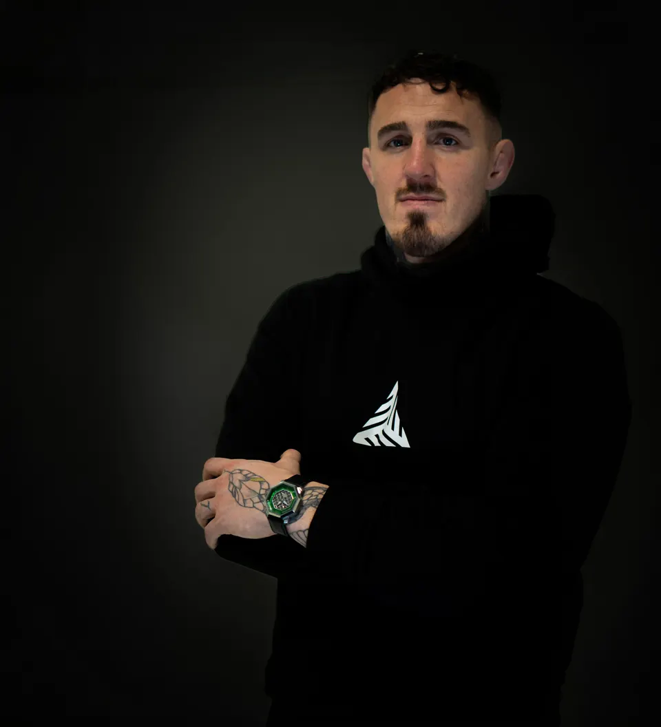Tom Aspinall wearing the Signature Series